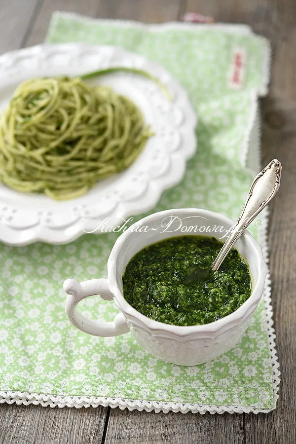 Pesto z czosnku niedźwiedziego