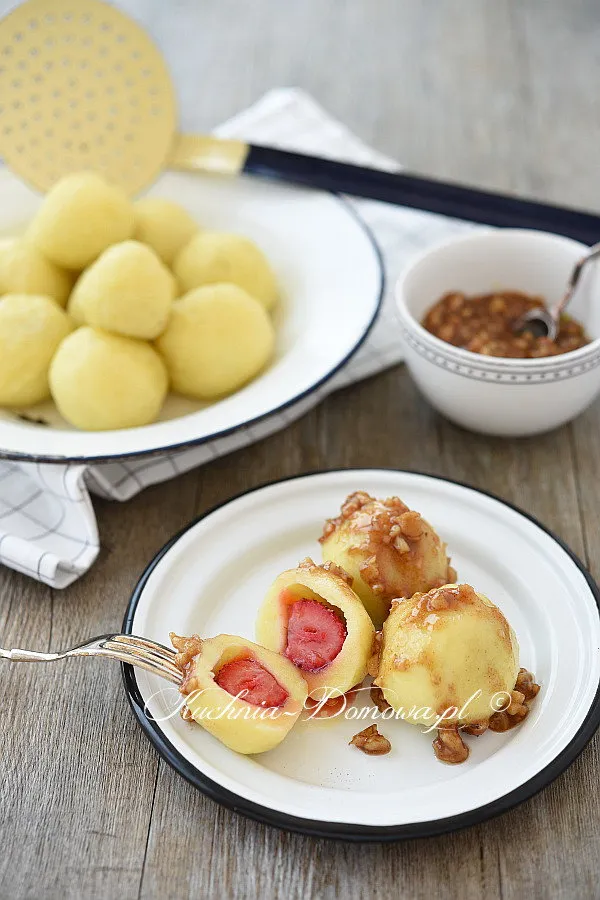 Knedle z truskawkami bez glutenu